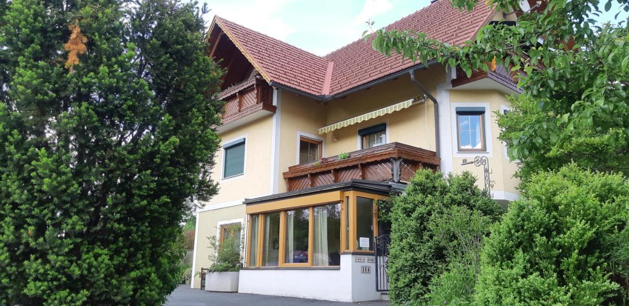 Anna'S Home - Ferienwohnungen Ratsch an der Weinstrasse Luaran gambar