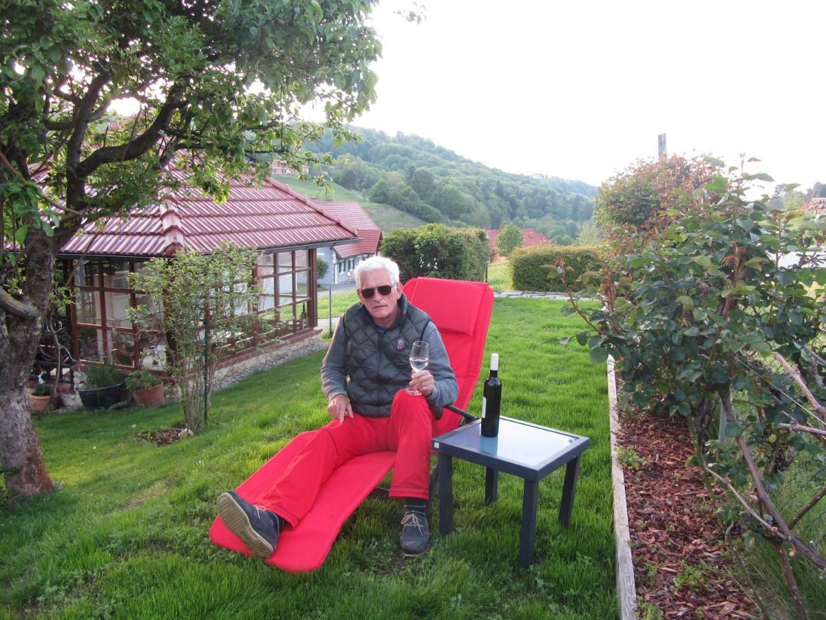 Anna'S Home - Ferienwohnungen Ratsch an der Weinstrasse Luaran gambar